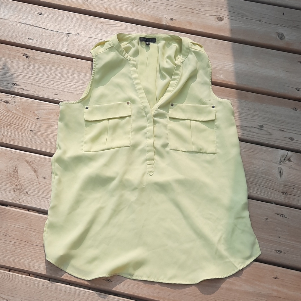 Dynamite blouse